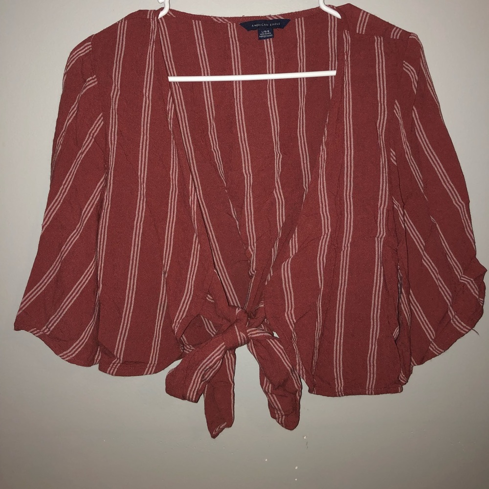 American Eagle crop top